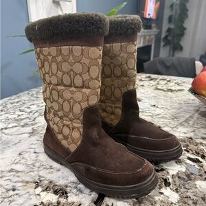 Coach Sherman Signature Boots woman’s size 9